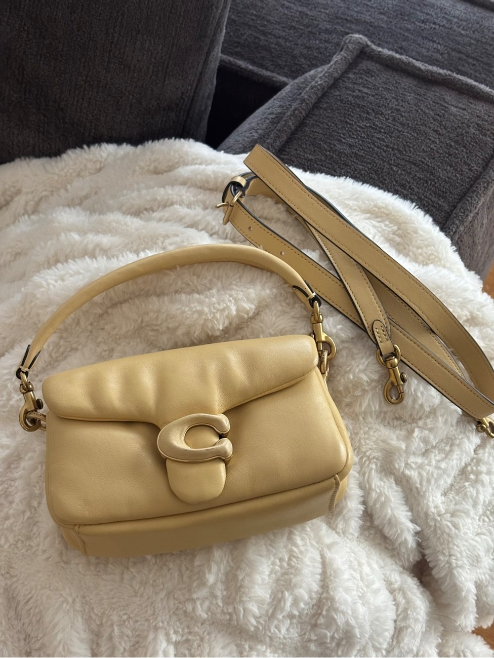 COACH Pillow Tabby 18 Nappa Soft
Leather Mini Yellow
